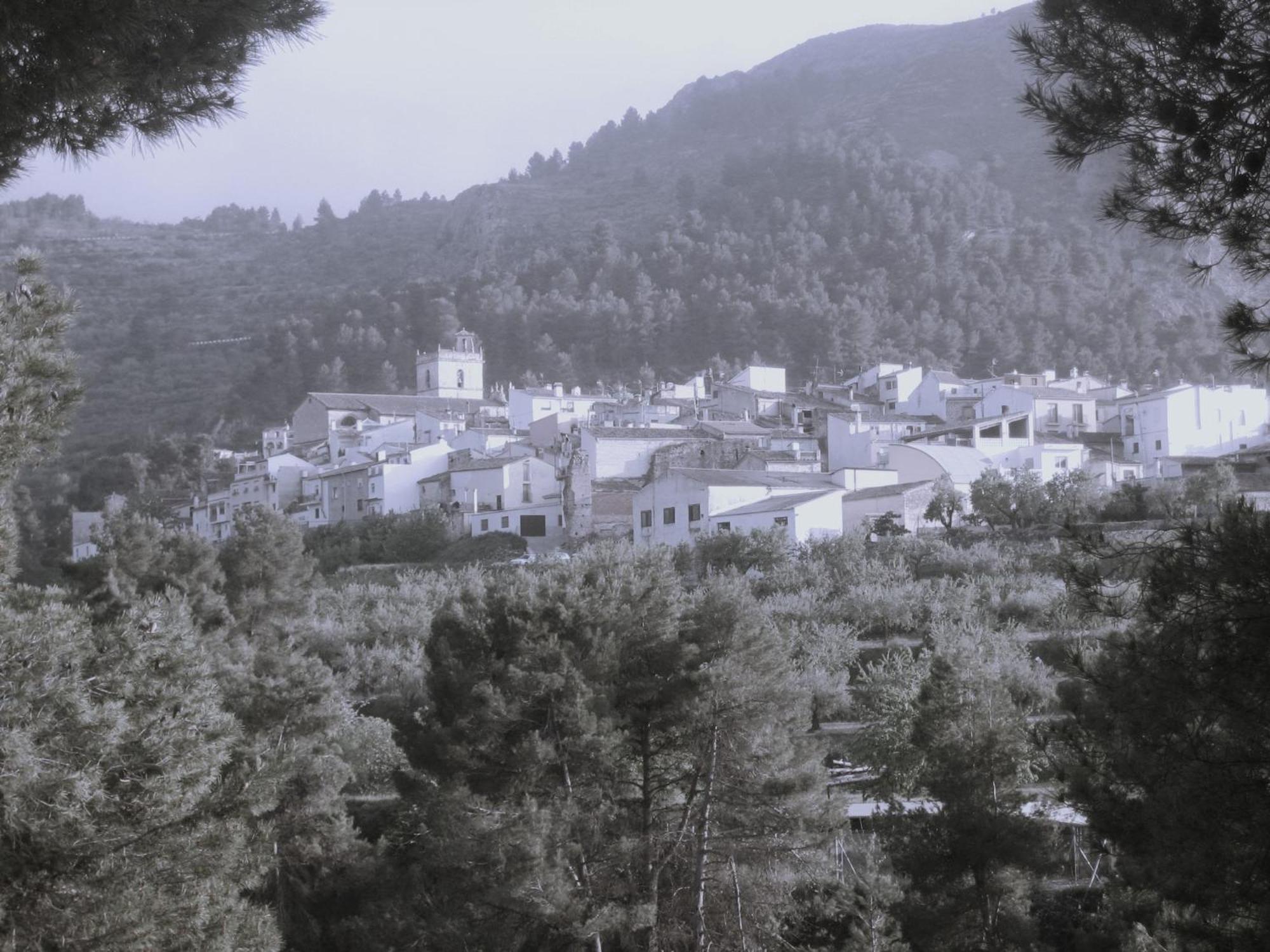 Alojamiento Rural El Metge Penaguila Esterno foto